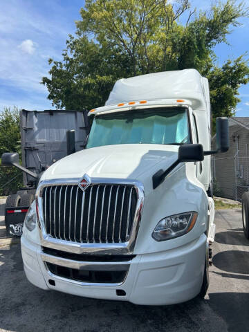 2019 International LT625