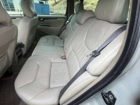 2001 Volvo V70 2.4M