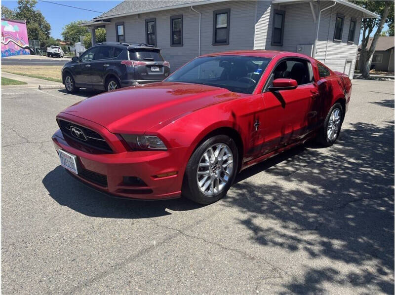 2013 Ford Mustang V6 Premium