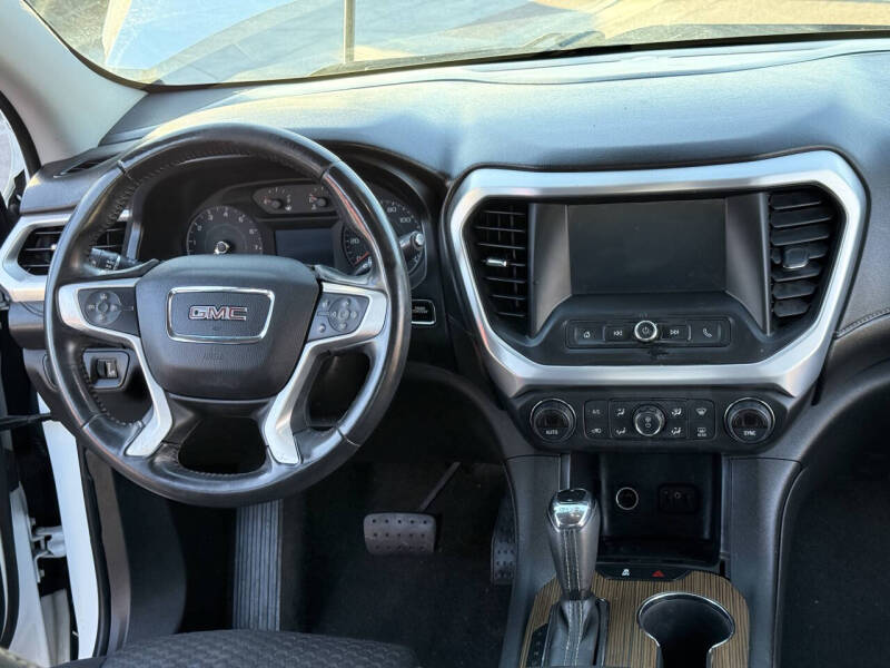 2018 GMC Acadia SLE-1