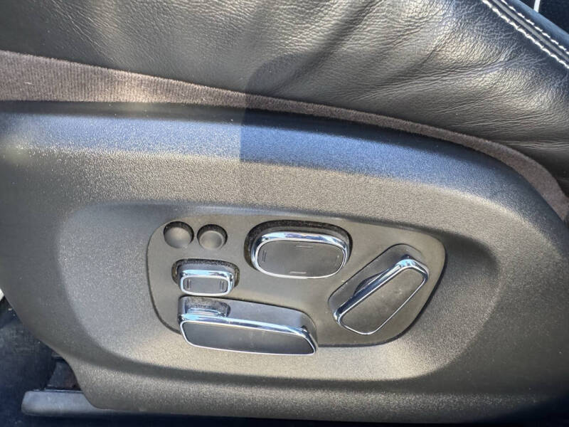 2014 Jaguar XJL Portfolio