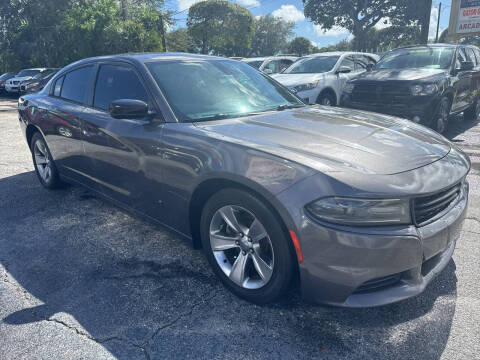 2015 Dodge Charger SXT
