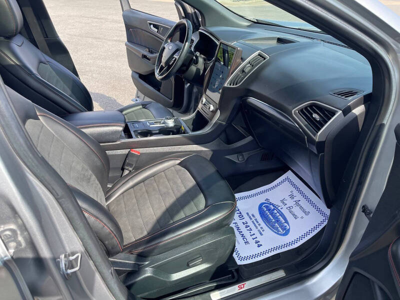 2021 Ford Edge ST-Line