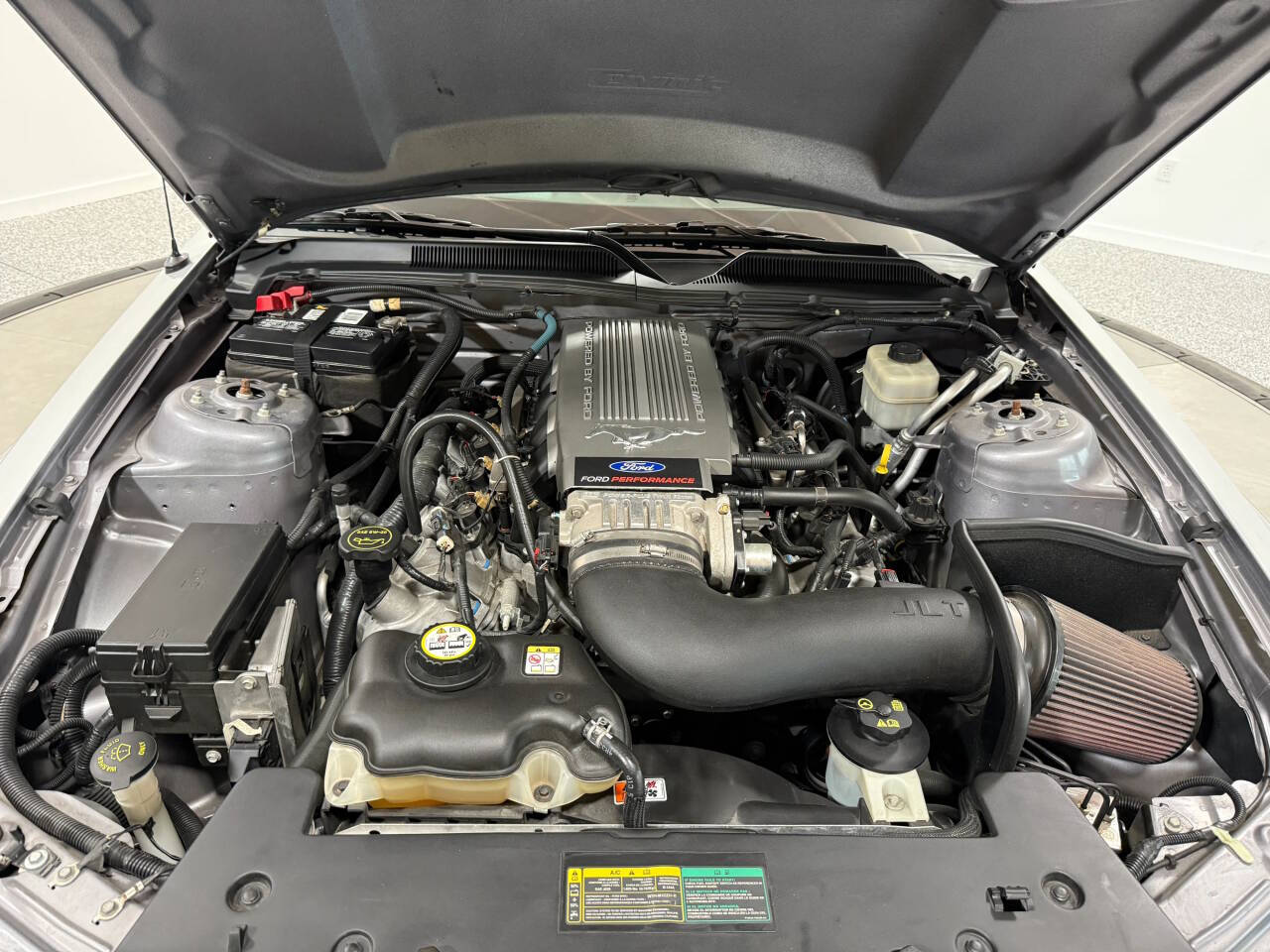 2007 Ford Mustang 44