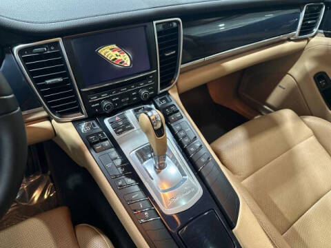2016 Porsche Panamera