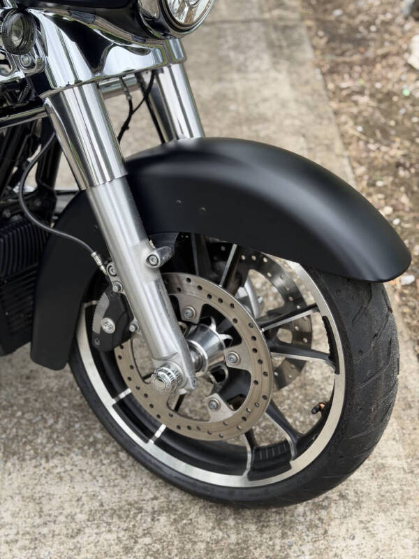 2020 Harley-Davidson Street Glide