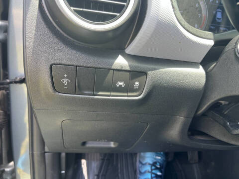 2020 Hyundai Kona SE