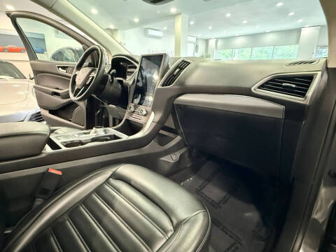 2021 Ford Edge