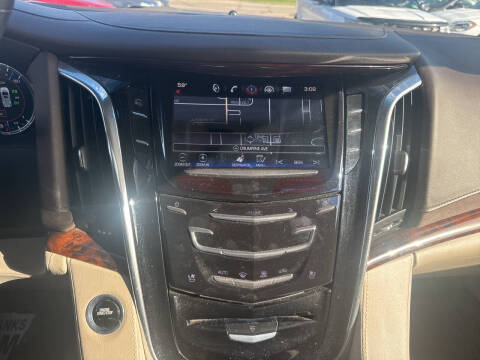 2016 Cadillac Escalade ESV Luxury Collection