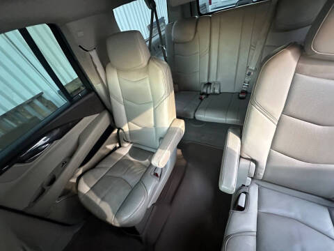 2015 Cadillac Escalade ESV Luxury