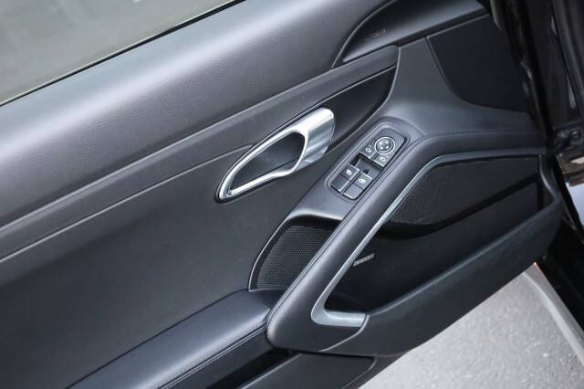 2017 Porsche 911 Carrera 4