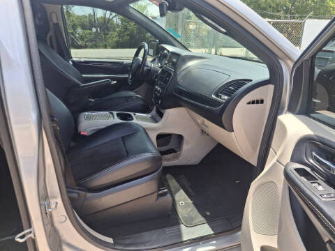 2020 Dodge Grand Caravan SXT