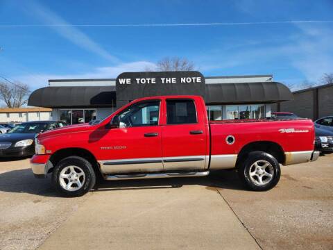 2004 Dodge Ram 1500 for sale at First Choice Auto Sales in Moline IL