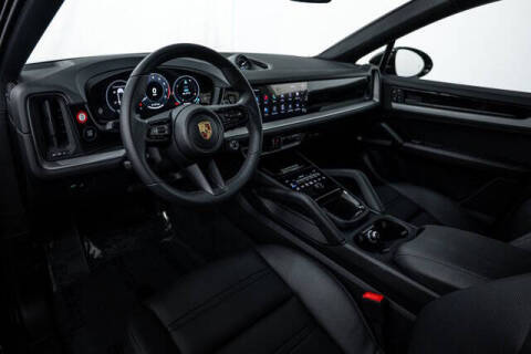 2025 Porsche Cayenne Coupe