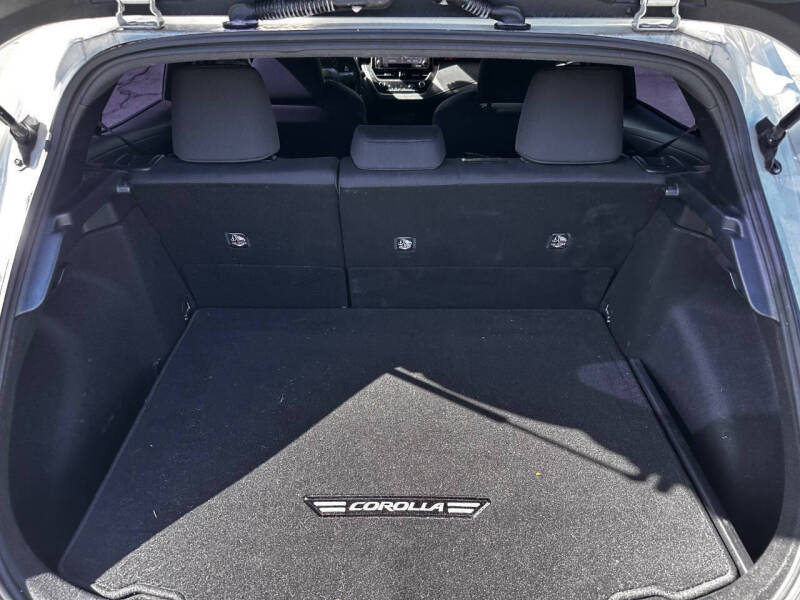2020 Toyota Corolla Hatchback SE