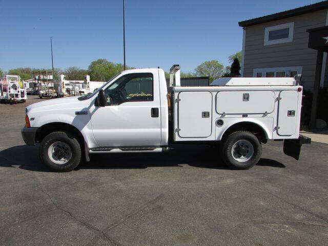 Used 2000 Ford F-250 Super Duty Lariat with VIN 1FDNF21LXYEE08007 for sale in Zimmerman, Minnesota
