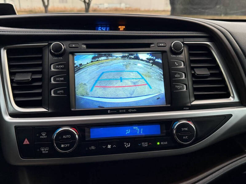 2016 Toyota Highlander LE Plus