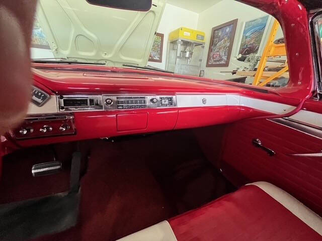 1957 Ford Fairlane 500 27