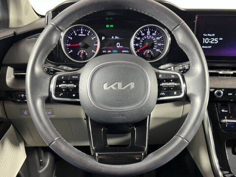 2024 Kia Carnival EX