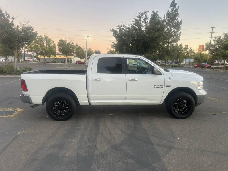 2014 RAM 1500 SLT