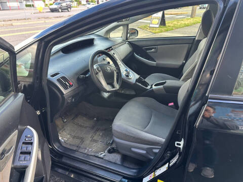 2012 Toyota Prius Two