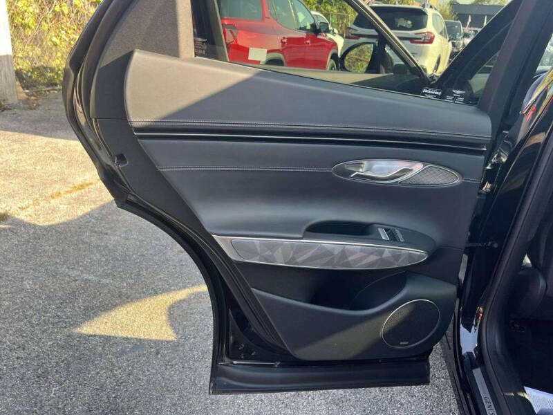 2025 Genesis GV70 3.5T Sport