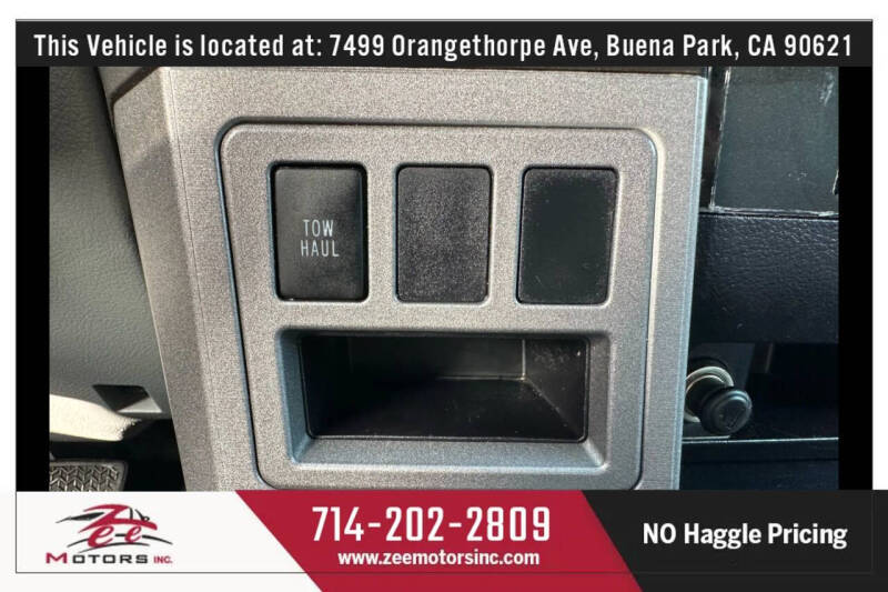 2016 Toyota Sequoia SR5