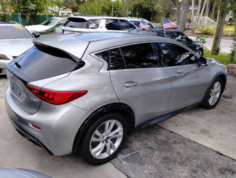 2018 Infiniti QX30