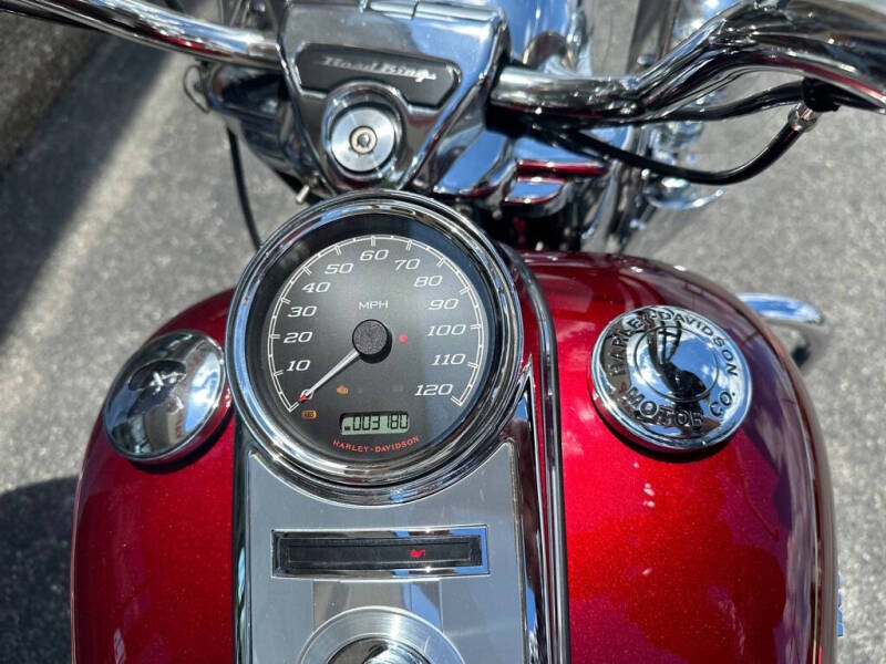 2016 Harley-Davidson FLHRC