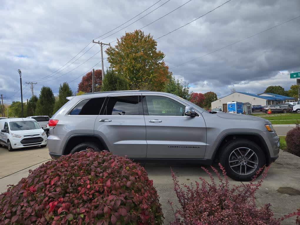 2018 Jeep Grand Cherokee for sale at Dave Warren Used Car Super Center in Westfield, NY