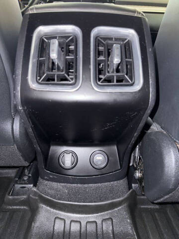 2022 Kia Sorento Hybrid S