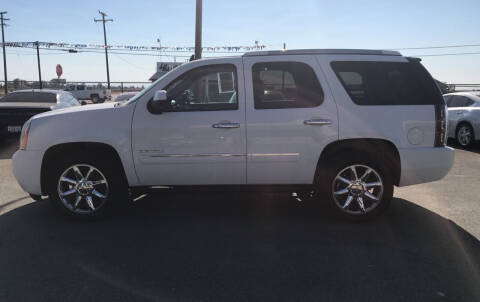 2011 GMC Yukon for sale at First Choice Auto Sales in Bakersfield CA