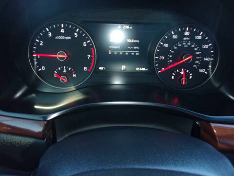 2018 Kia Cadenza Technology