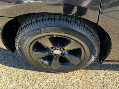 2012 Dodge Charger SE