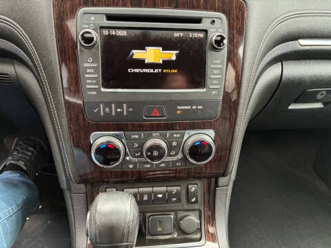 2017 Chevrolet Traverse LT