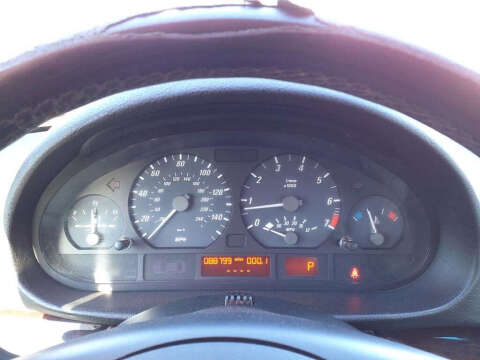 2005 BMW 3 Series 325Ci