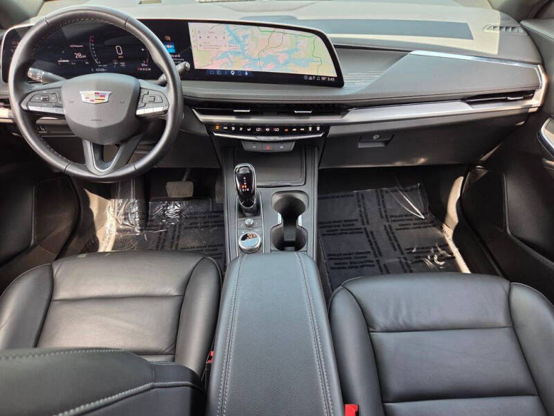 2025 Cadillac XT4 Premium Luxury