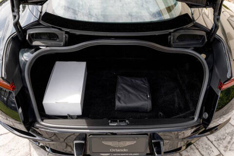 2024 Aston Martin DB12 V8