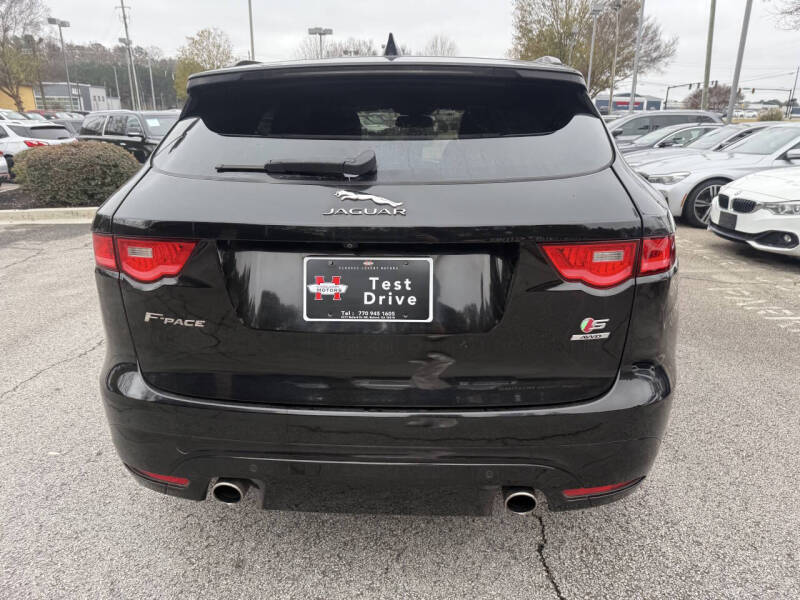 2017 Jaguar F-PACE S