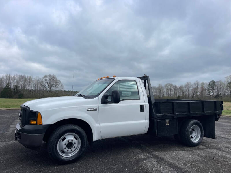 2006 Ford F-350 Super Duty for sale at LAMB MOTORS INC in Hamilton AL