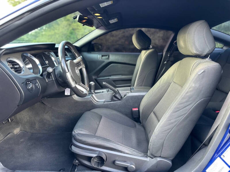 2014 Ford Mustang V6