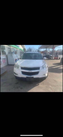 2011 Chevrolet Traverse for sale at Unique Motors in Rock Island IL