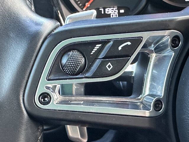 2021 Porsche Macan S