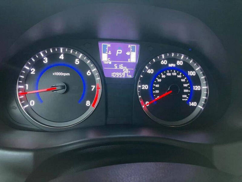 2016 Hyundai Accent SE