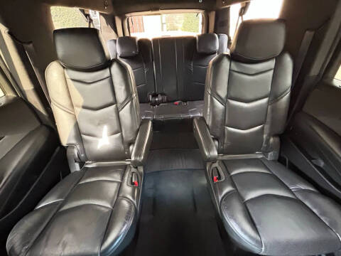 2016 Cadillac Escalade ESV Platinum