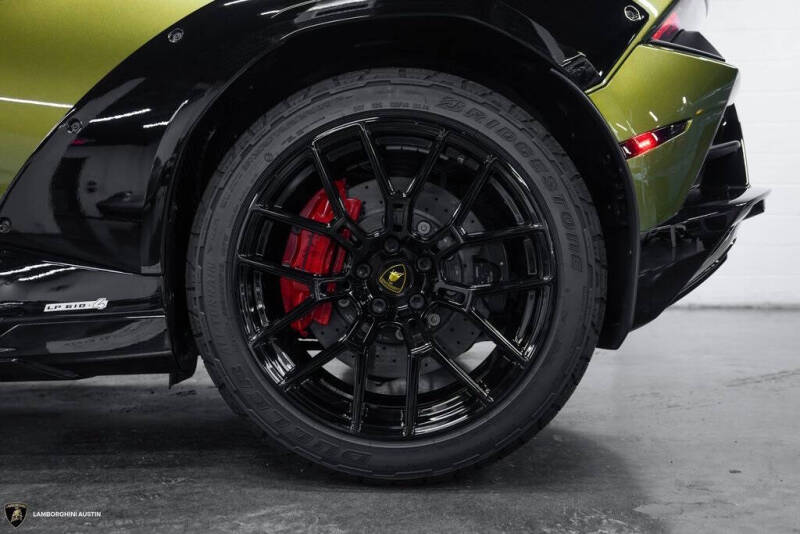 2024 Lamborghini Huracan Sterrato