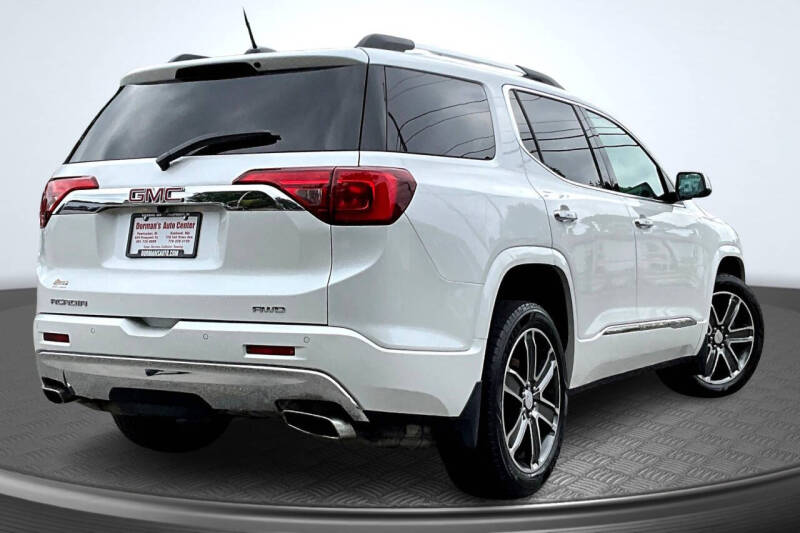 2017 GMC Acadia Denali
