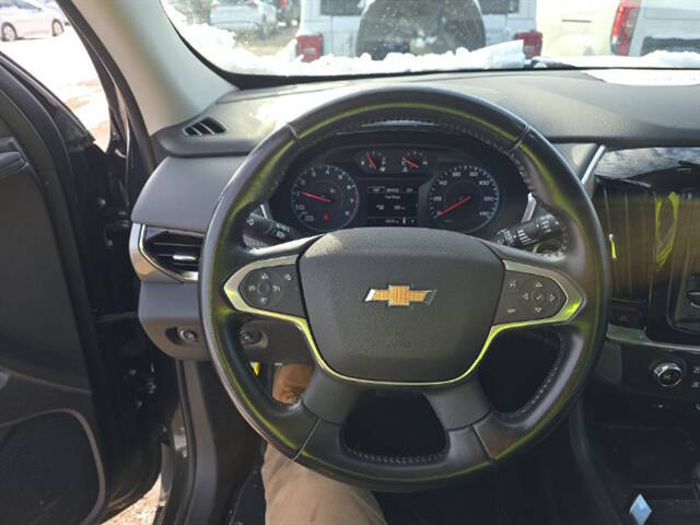 2021 Chevrolet Traverse LT Cloth