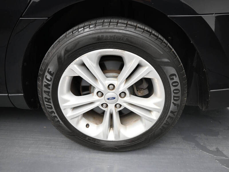 2019 Ford Taurus SE