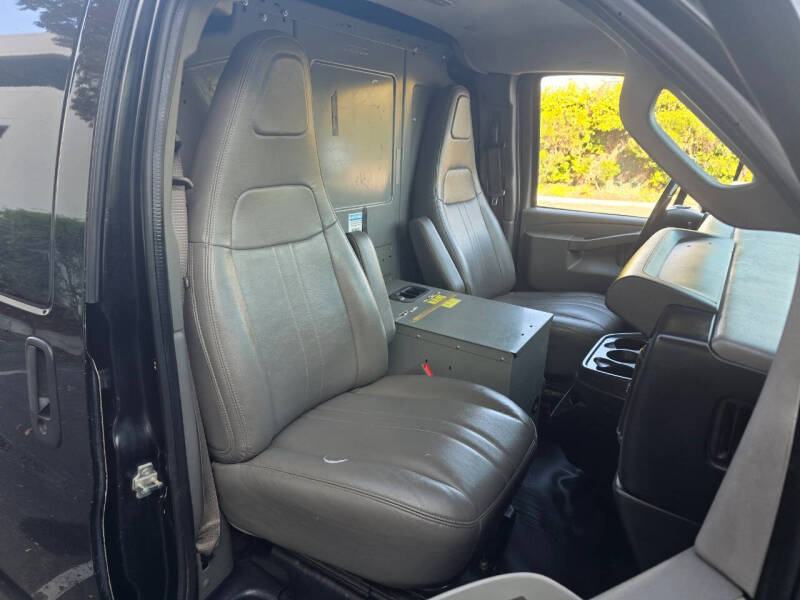 2017 Chevrolet Express 2500